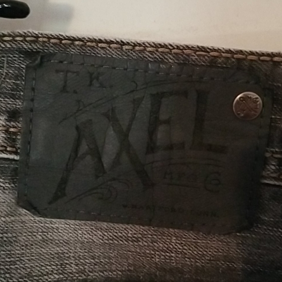 Jeans - Picture 3 of 4